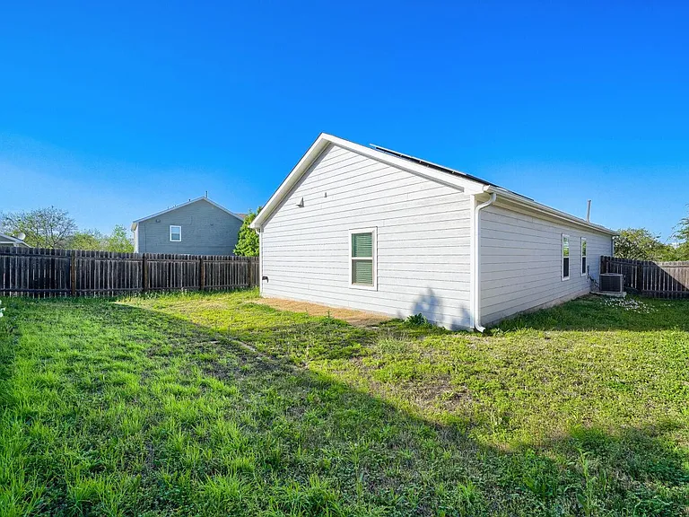 7001 Tonka Ln — Photo 26