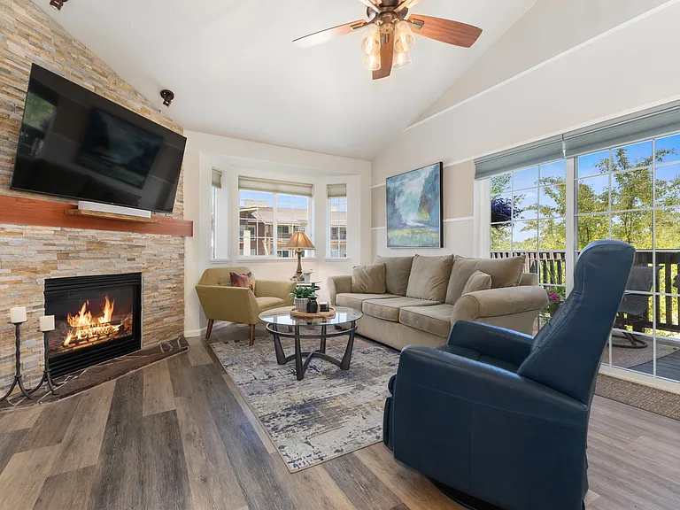 Living Room | Gas Fireplace | Scenic View