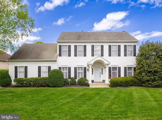 9 Swedes Ln, Moorestown, NJ 08057