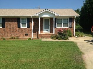701 Ikes Rd, Taylors, SC 29687