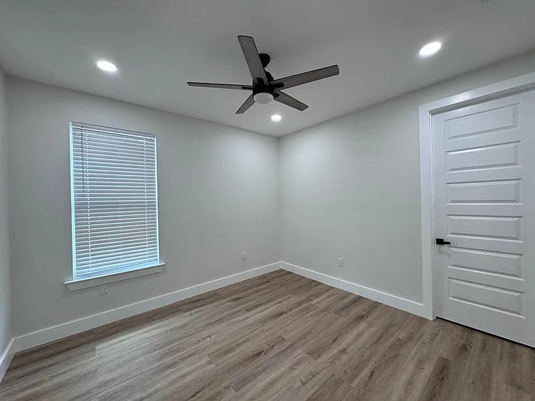 355 County Line Rd — Photo 16