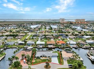 5346 SW 10th Ave, Cape Coral, FL 33914