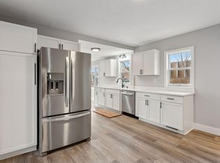 2979 Centerville Rd, Little Canada, MN 55117