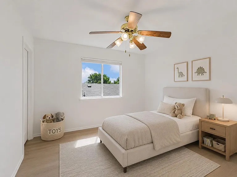 17817 Majestic Elm Ln — Photo 15