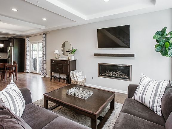 4th image of 482 Newton Ave