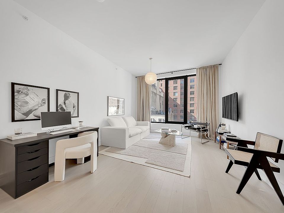 1st image of 165 Lexington Ave APT 6B