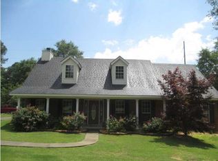 68 Kerri Ct, Wetumpka, AL 36093