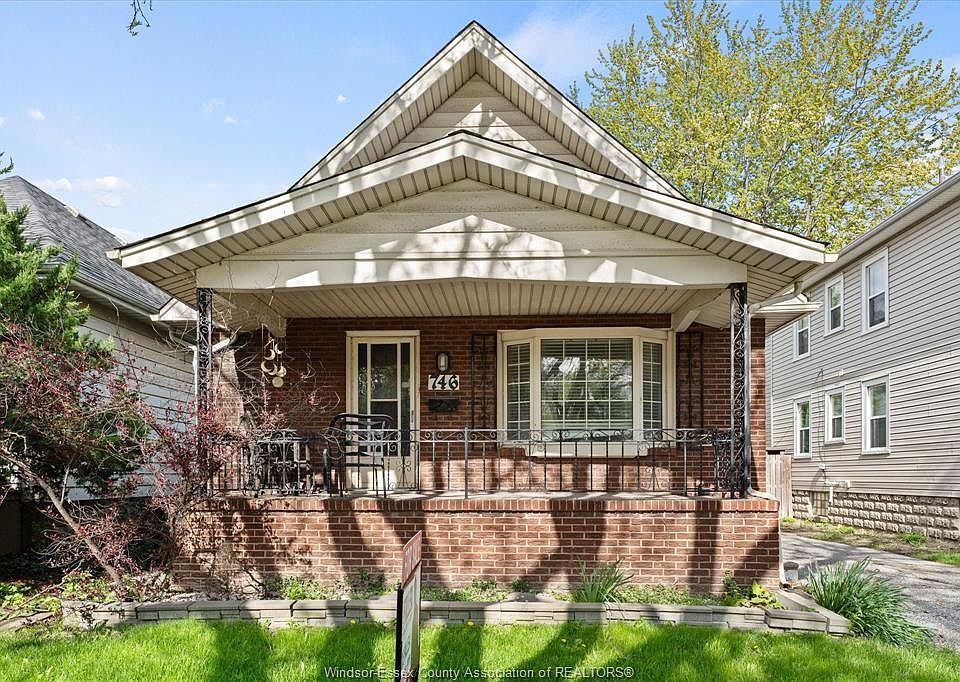 1st image of 746 Campbell Ave