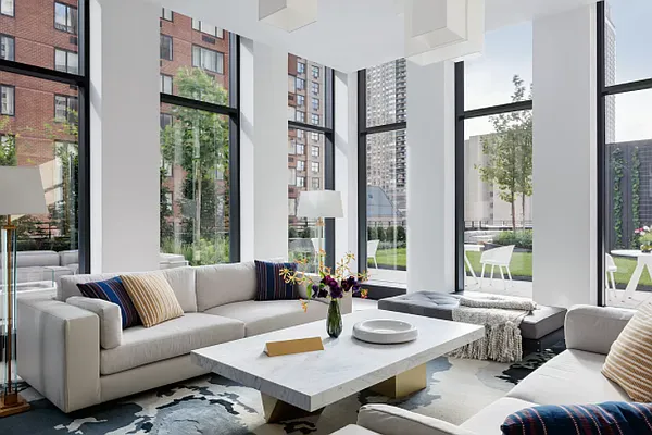 Rented by Compass | media 10