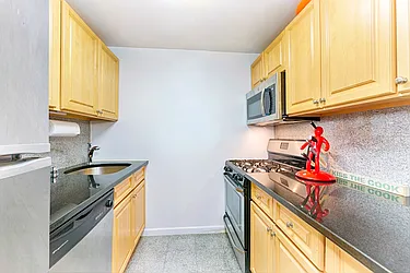 Rented by Brown Harris Stevens