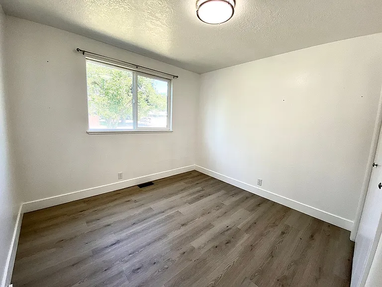3911 S Minuteman Way — Photo 27