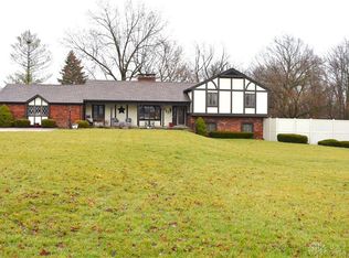 315 N Sunset Dr, Piqua, OH 45356