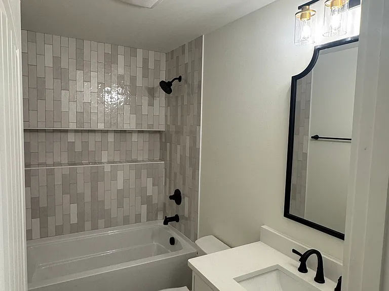 1126 N 7th St — Photo 7