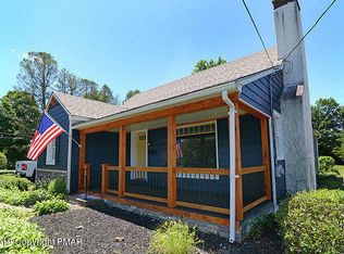 1647 Wallace St, Stroudsburg, PA 18360