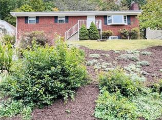 1210 Paula Rd, Charleston, WV 25314