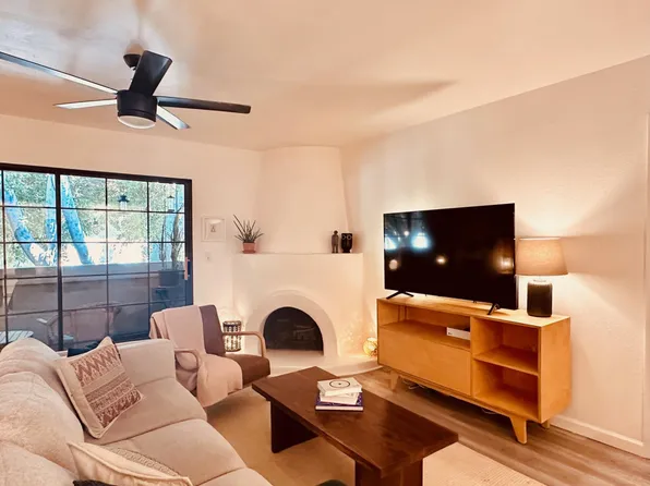 7557 N Dreamy Draw Dr, Phoenix, AZ