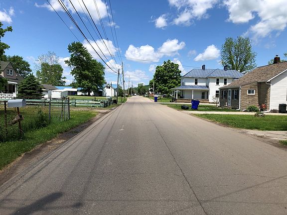 4th image of 325 S Renick Ave