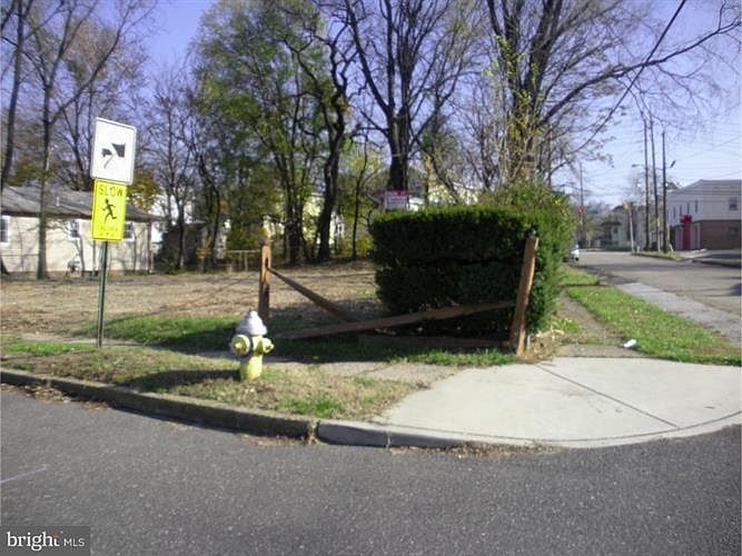 2nd image of 8206 Stow Rd