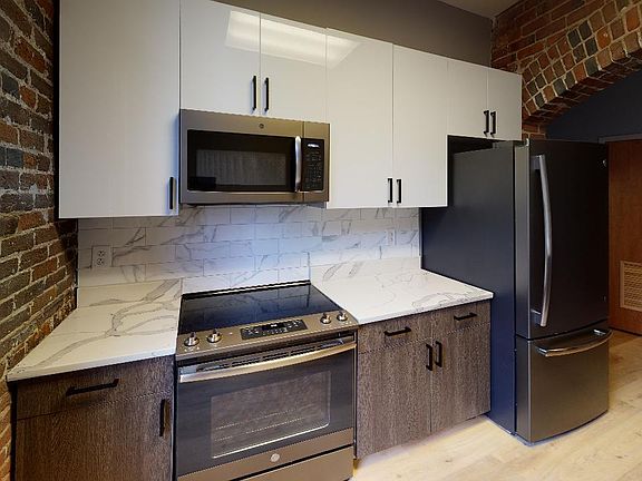 4th image of 1011 N Hancock St #971db690b
