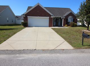 254 Ranier Dr, Raeford, NC 28376