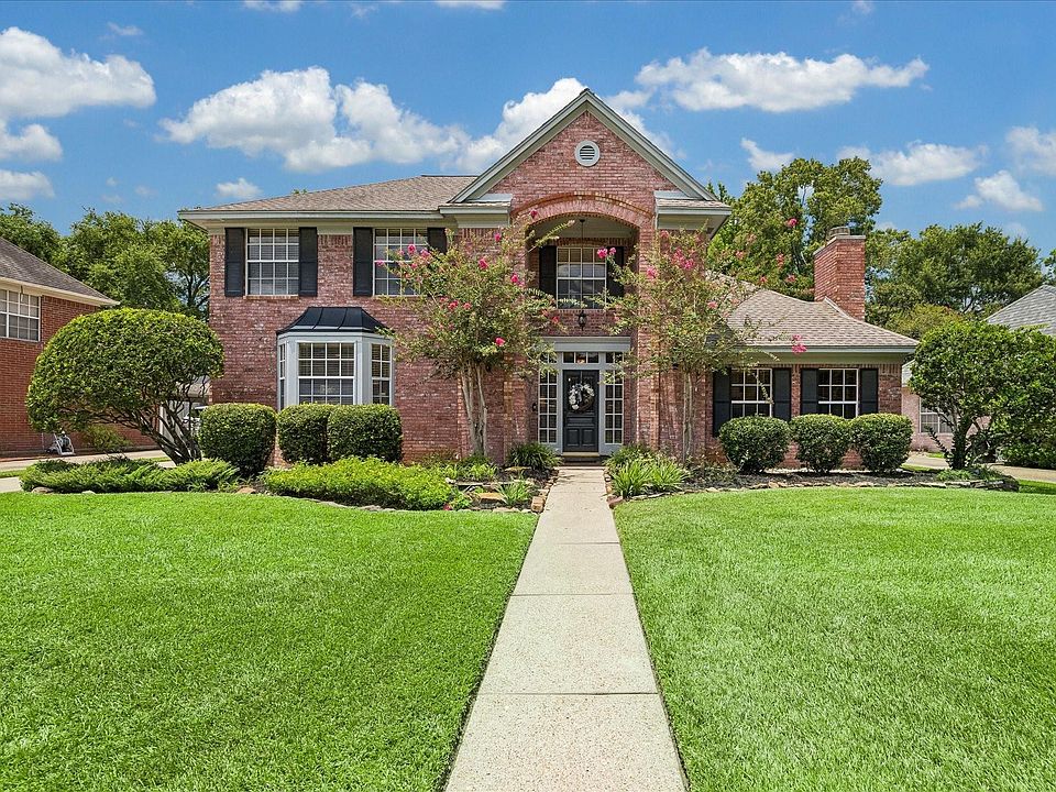 1st image of 4003 Haven Pines Dr