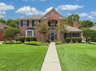 4003 Haven Pines Dr, Kingwood, TX 77345