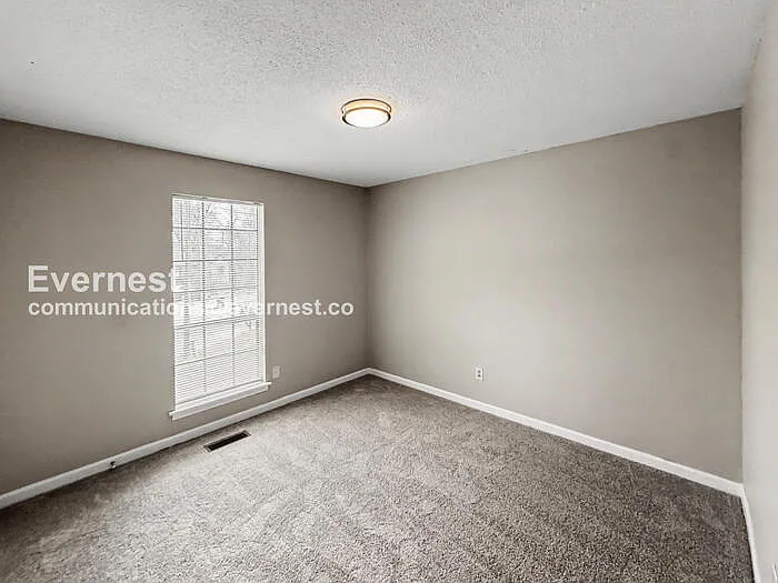 617 Carson Crest Cir — Photo 15