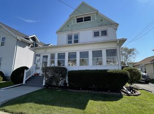 411 W 10th Ave #2, Oshkosh, WI 54902