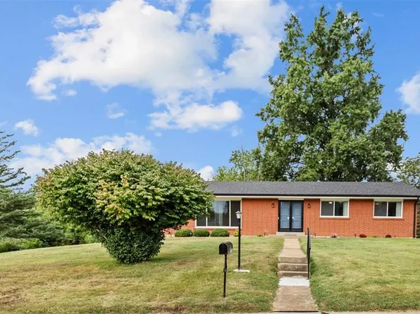 10621 Rebecca Dr, Saint Louis, MO 63128