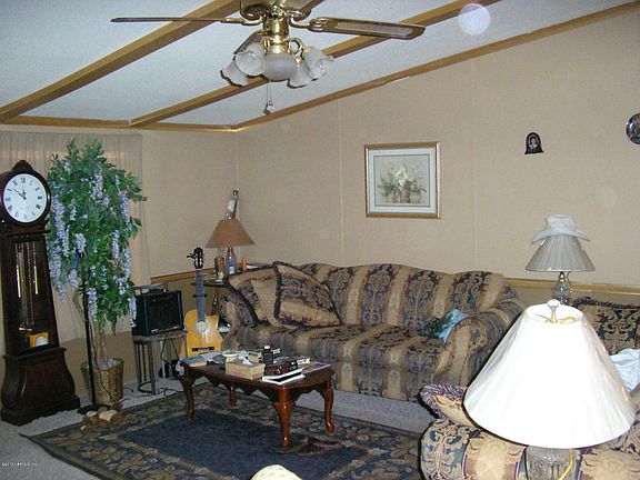 LIVING ROOM 2
