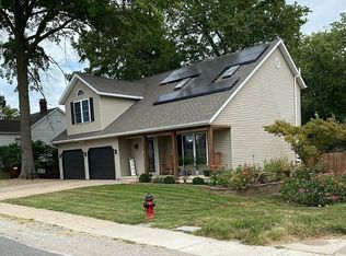 300 N Walnut St, Rochester, IL 62563