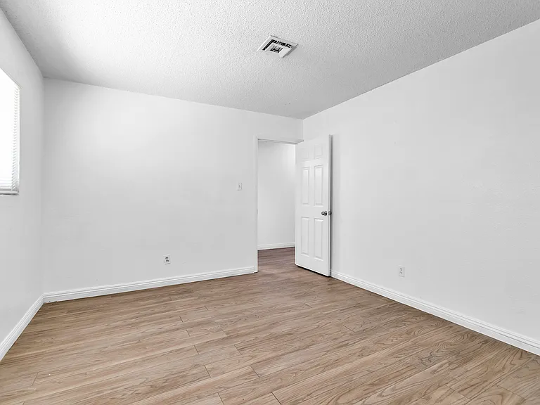 2508 E Mesquite Ave #4 — Photo 14
