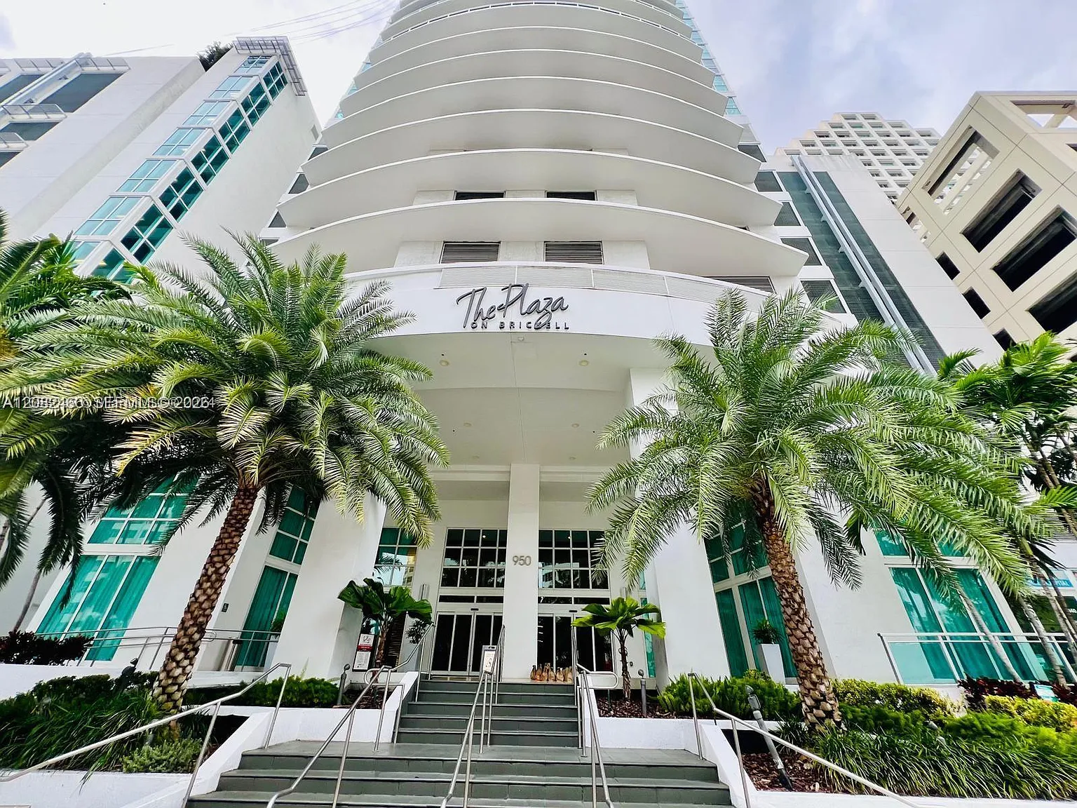 The Plaza 851 Brickell Co — Photo 1