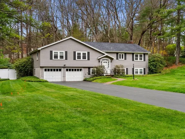 25 Farrwood Dr, Andover, MA 01810