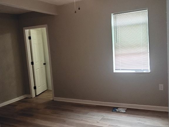 5th image of 1019 Billings St