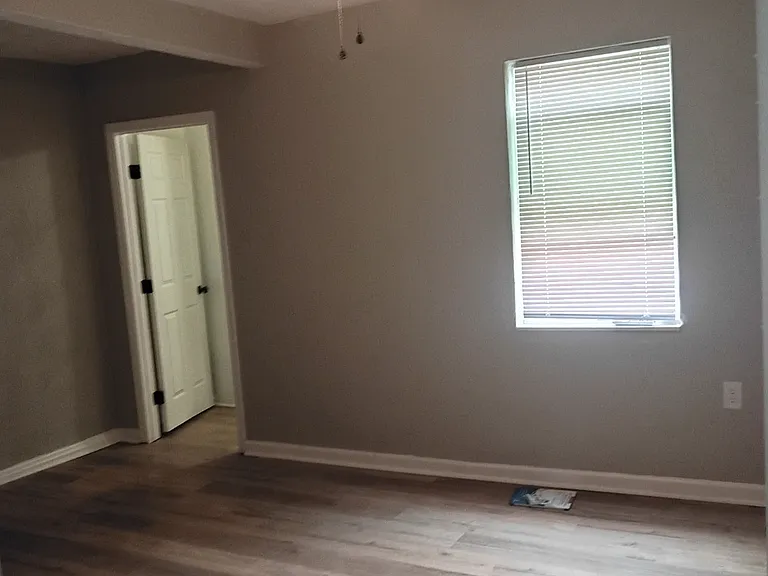 1019 Billings St — Photo 5