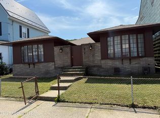 216-218 W Mahanoy St, Mahanoy City, PA 17948