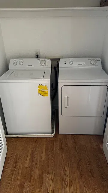 2 bed, 950 sqft, $1,700 — Photo 3