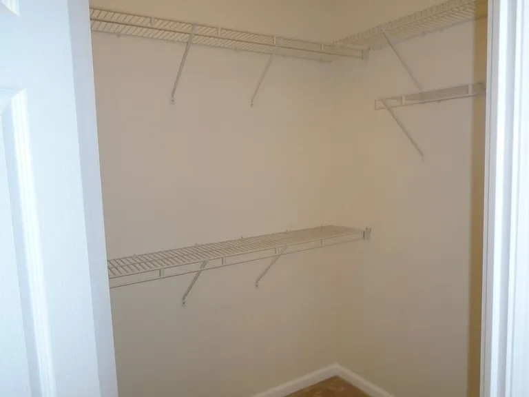 635-206 Marshtree Ln — Photo 29