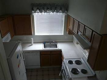 2nd image of 140 Everson Dr