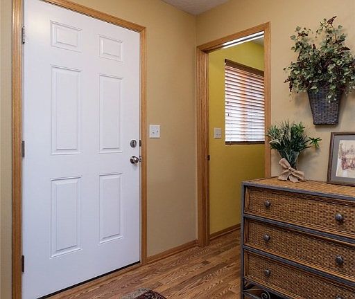 4th image of 490 Carefree Ln
