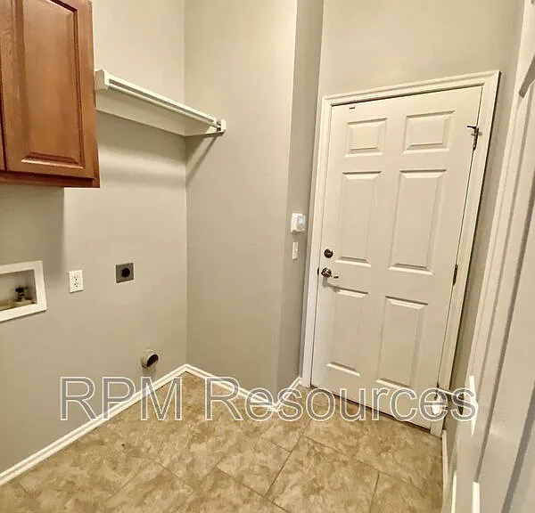 3708 New London Ave — Photo 20