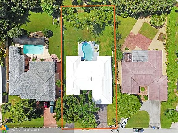 3rd image of 268 Codrington Dr