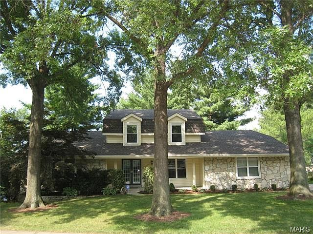 2nd image of 15635 Cedarmill Dr