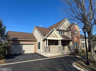 108 Seaton Dr, State College, PA 16801