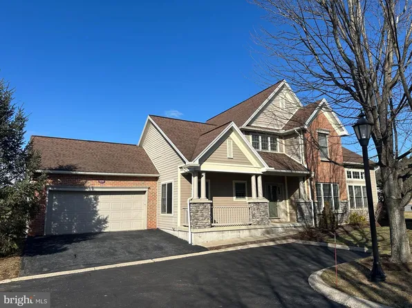 108 Seaton Dr, State College, PA 16801