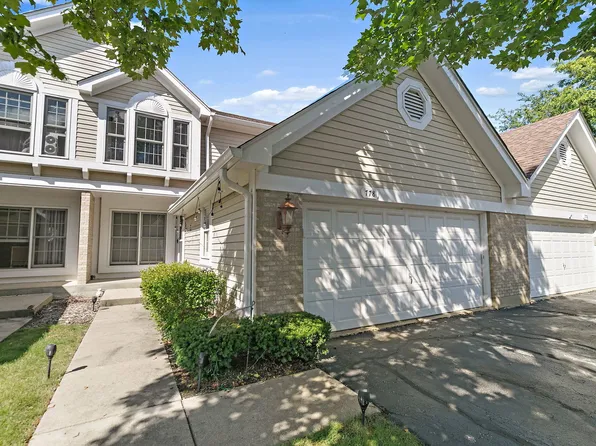 778 Regency Park Dr, Crystal Lake, IL 60014