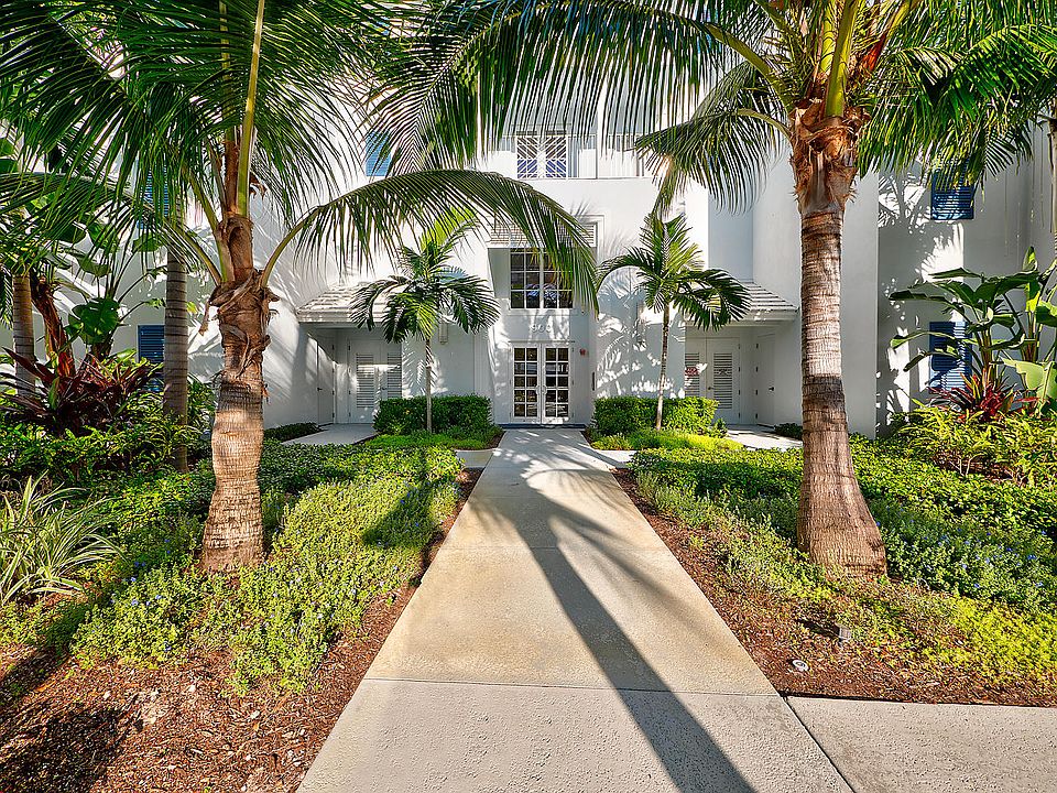 1st image of 915 Bay Colony Drive S #915