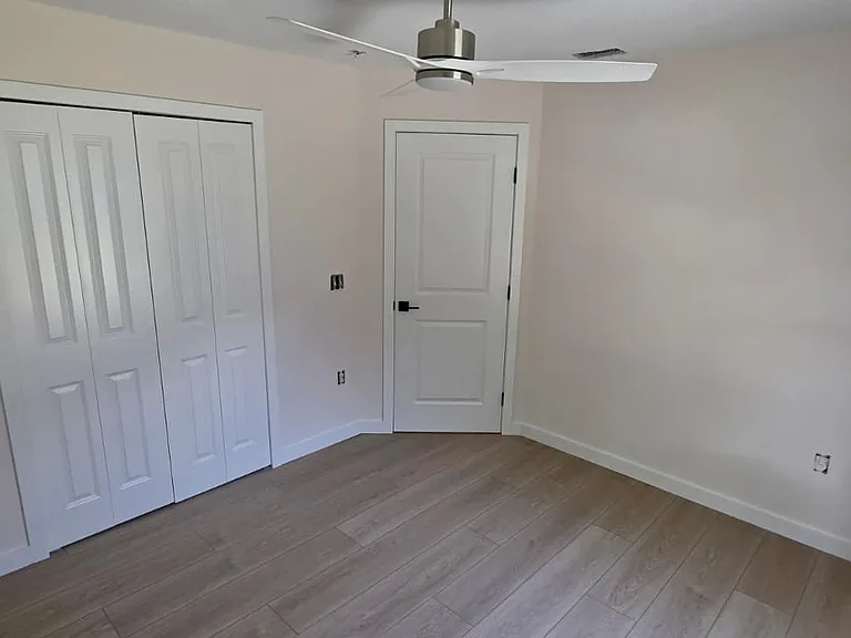 6517 Fox Crest Ln — Photo 11