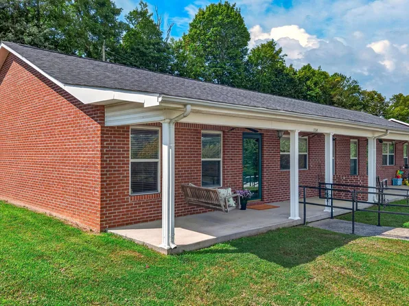 134 Hackberry Way, Dandridge, TN 37725
